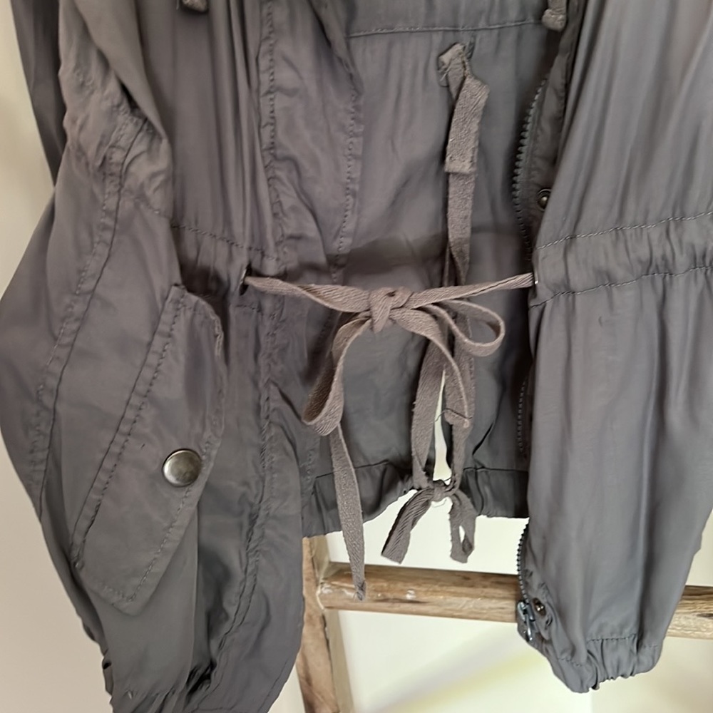 Jacket - Picture 3 of 5